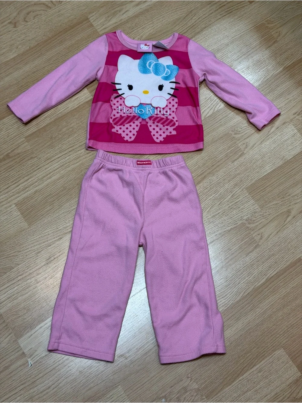 Hello Kitty Girls 24M Pink Striped Fleece Pajama Set Bow Sanrio 2 Piece